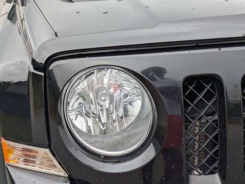 Used 2015 Jeep Patriot Sport w/ Power Value Group FWD image 10