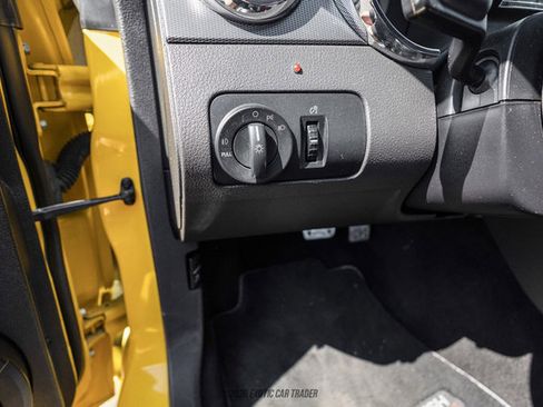 Used 2006 Ford Mustang GT Premium RWD image 26