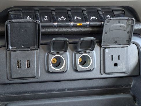 Used 2018 GMC Sierra 1500 Denali image 22