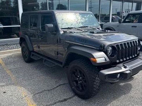 Used 2022 Jeep Wrangler Unlimited Sport AWD/4WD image 3