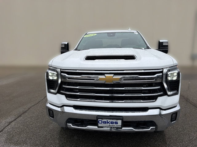 Used 2024 Chevrolet Silverado 2500 LTZ AWD/4WD image 14