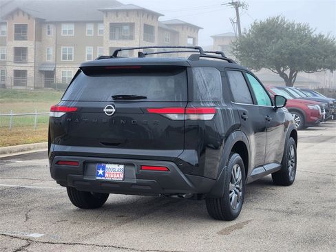 New 2025 Nissan Pathfinder SV w/ Black Appearance Package image 3