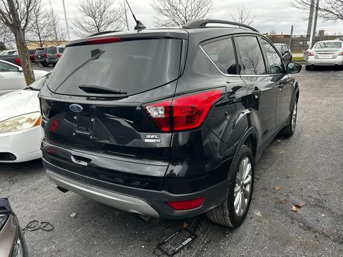 Used 2019 Ford Escape SEL image 4