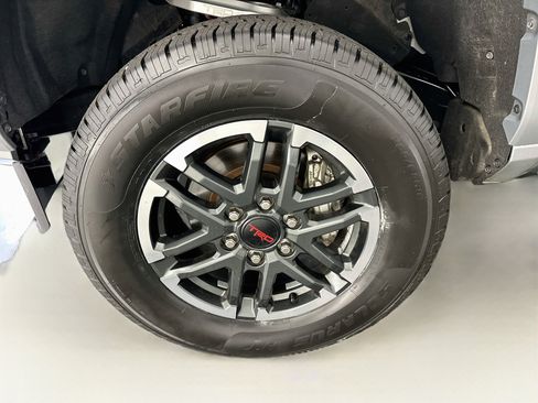Used 2025 Toyota Tacoma TRD Sport w/ TRD Sport Upgrade Package AWD/4WD image 35