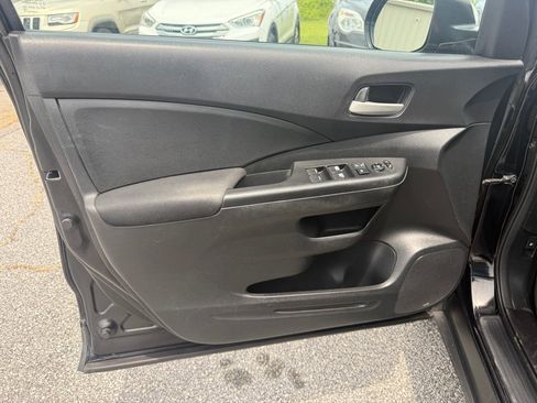 Used 2014 Honda CR-V LX image 11