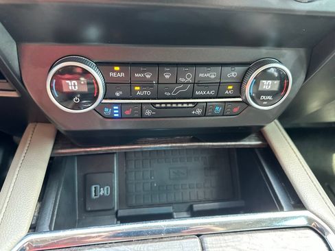 Used 2021 Ford Expedition Limited RWD image 28