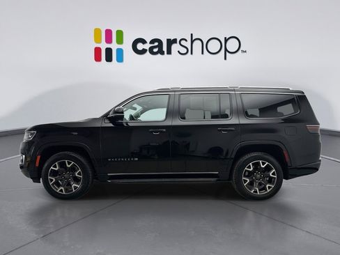 Used 2023 Jeep Wagoneer Series III w/ Preferred Equipment Group image 2