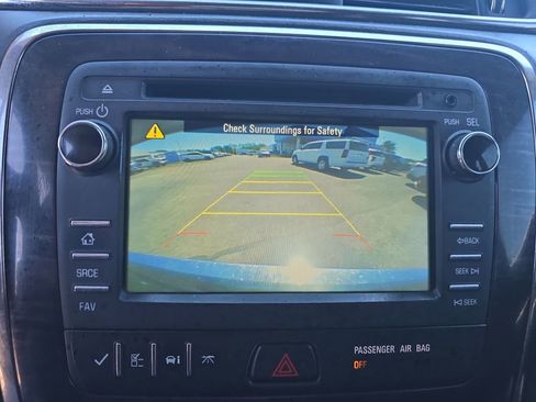 Used 2017 Buick Enclave Leather w/ Trailering Package FWD image 32