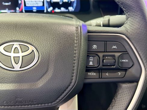 New 2025 Toyota Tacoma TRD Sport image 19