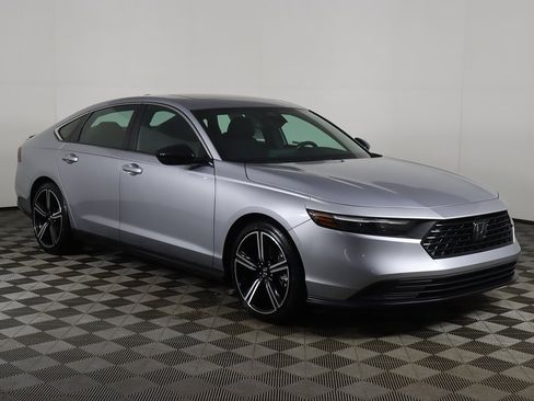 Used 2023 Honda Accord Sport image 46