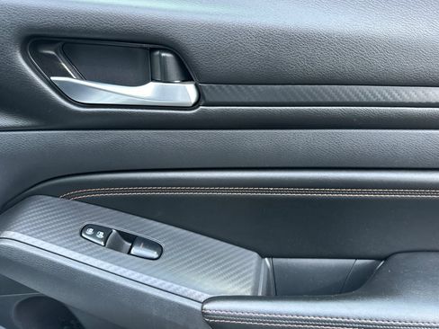 Used 2019 Nissan Altima 2.5 SR image 17