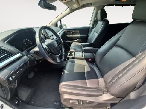 Certified 2025 Honda Odyssey EX-L image 9