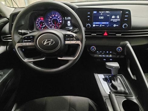 Used 2023 Hyundai Elantra SEL image 22