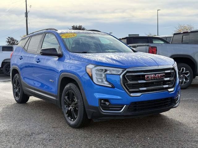 Used 2024 GMC Terrain AT4 w/ Tech Package AWD/4WD image 4