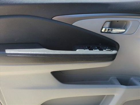Used 2018 Honda Pilot EX-L image 11