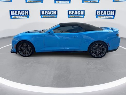 Used 2023 Chevrolet Camaro ZL1 RWD image 5