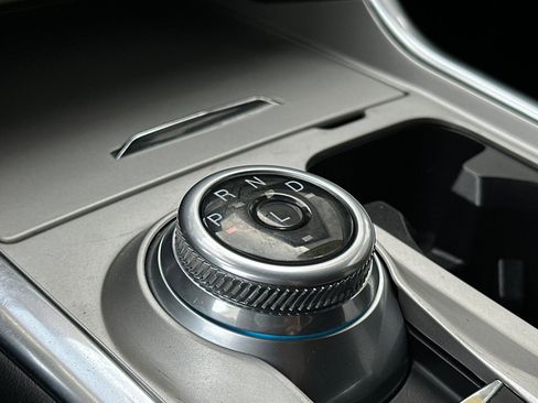 Certified 2022 Ford Explorer XLT w/ Equipment Group 202A image 22