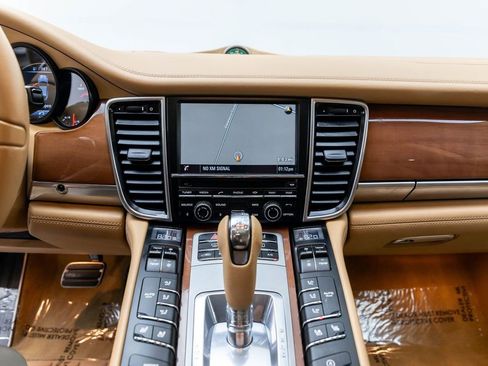 Used 2015 Porsche Panamera S w/ Premium Package Plus image 26