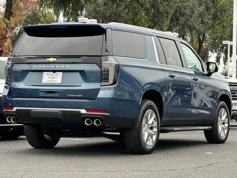 New 2026 Chevrolet Suburban Premier w/ Sun And Tow Package AWD/4WD image 4