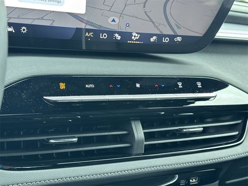 New 2026 Buick Enclave Sport Touring w/ Power Package image 25