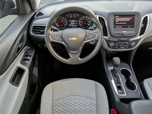 Used 2022 Chevrolet Equinox LS w/ LS Convenience Package image 15