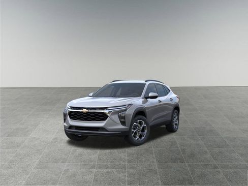 New 2026 Chevrolet Trax LT w/ Driver Confidence Package FWD image 9