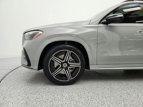 Used 2025 Mercedes-Benz GLE 450e 4MATIC image 31