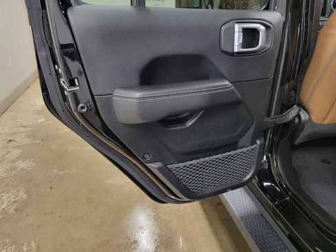 Used 2021 Jeep Wrangler Unlimited Sahara AWD/4WD image 79