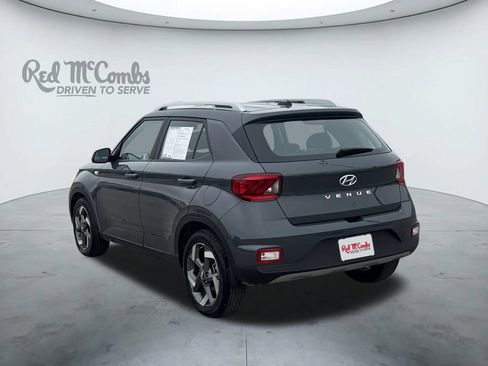 Certified 2024 Hyundai Venue SEL FWD image 3