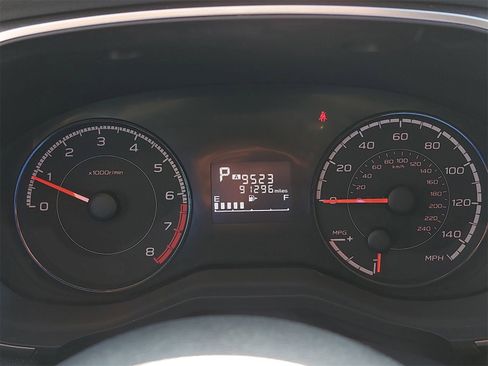 Used 2019 Subaru Crosstrek 2.0i Premium w/ Moonroof Package image 12