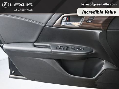 Used 2017 Honda Accord EX-L image 17