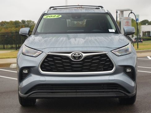 Used 2022 Toyota Highlander XLE image 25