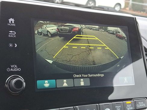 Used 2018 Honda Odyssey EX-L image 18