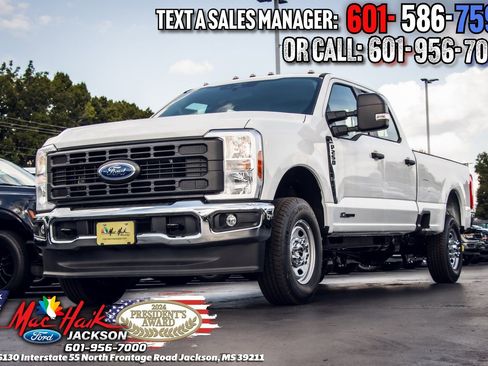 New 2026 Ford F250 XL w/ 360-Degree Camera Package RWD image 31