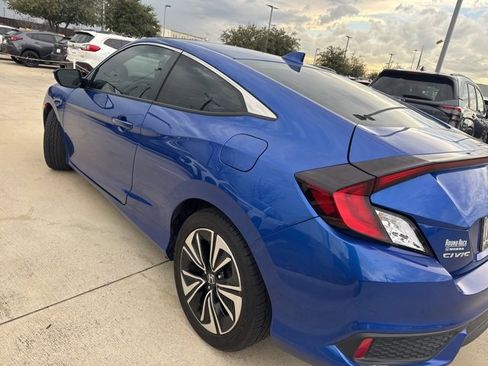 Used 2017 Honda Civic EX-L image 4