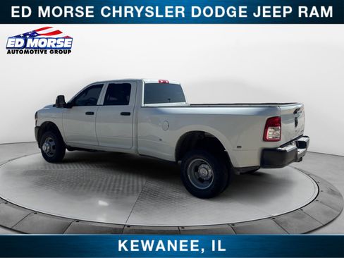 Used 2024 RAM 3500 Tradesman AWD/4WD image 3