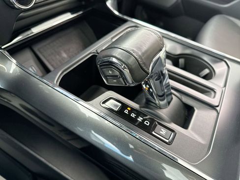 Used 2022 Ford F150 Lariat w/ Equipment Group 502A High image 20