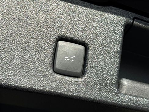 Certified 2024 Ford Escape Active image 10