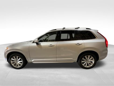 Used 2016 Volvo XC90 T6 Momentum w/ Momentum Plus Package AWD/4WD image 8