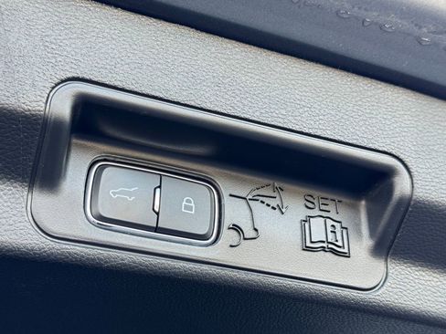 Used 2024 Ford Explorer XLT w/ Equipment Group 202A image 34