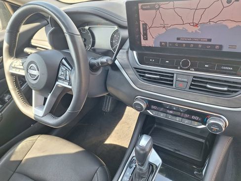 Certified 2025 Nissan Altima 2.5 SL image 31