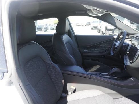 New 2026 Dodge Charger Scat Pack w/ Blacktop Package AWD/4WD image 21
