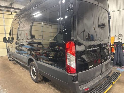 Used 2023 Ford Transit 250 148 High Roof Extended w/ Load Area Protection Package image 3