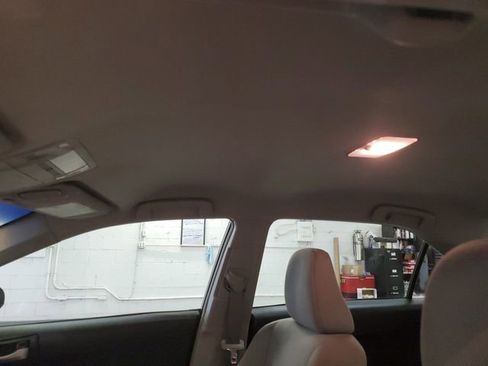 Used 2012 Toyota Camry LE image 22