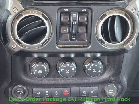 Used 2016 Jeep Wrangler Unlimited Rubicon AWD/4WD image 19