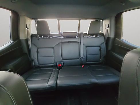 Used 2019 Chevrolet Silverado 1500 LT Trail Boss AWD/4WD image 16
