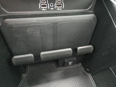 Used 2025 RAM 1500 Big Horn AWD/4WD image 14