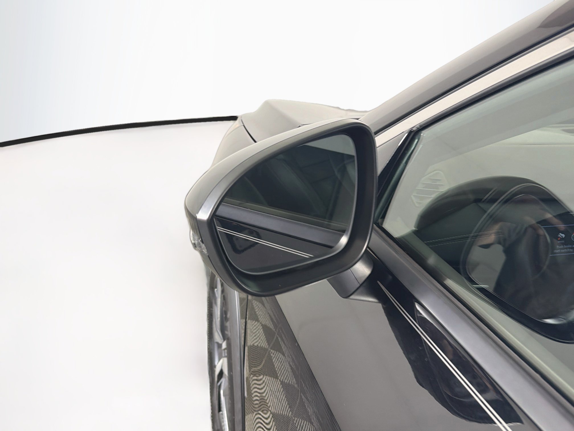 Used 2023 Nissan Rogue SL FWD image 16