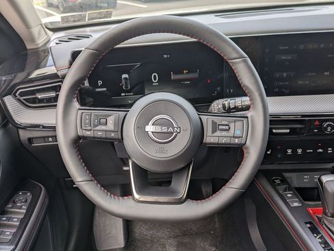 New 2025 Nissan Kicks SR w/ SR Premium Package image 8