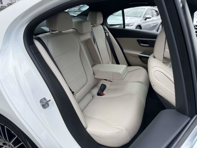 Used 2025 Mercedes-Benz C 300 4MATIC Sedan image 13